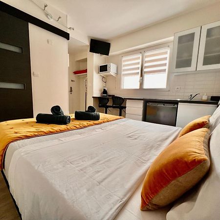 Lysbed - Desjardins Apartment อองเชร์ ภายนอก รูปภาพ