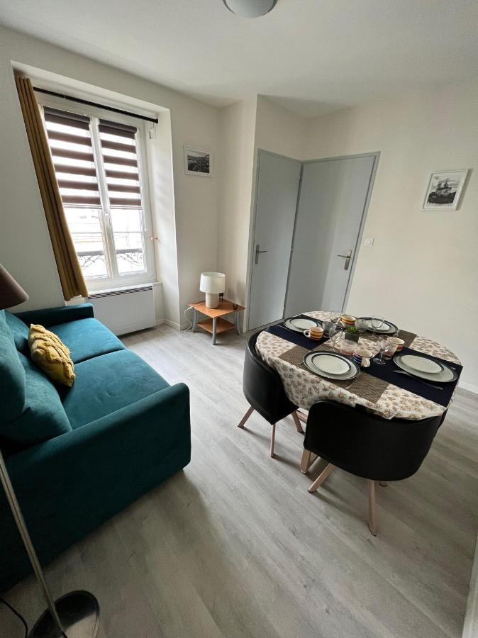 Lysbed - Desjardins Apartment อองเชร์ ภายนอก รูปภาพ