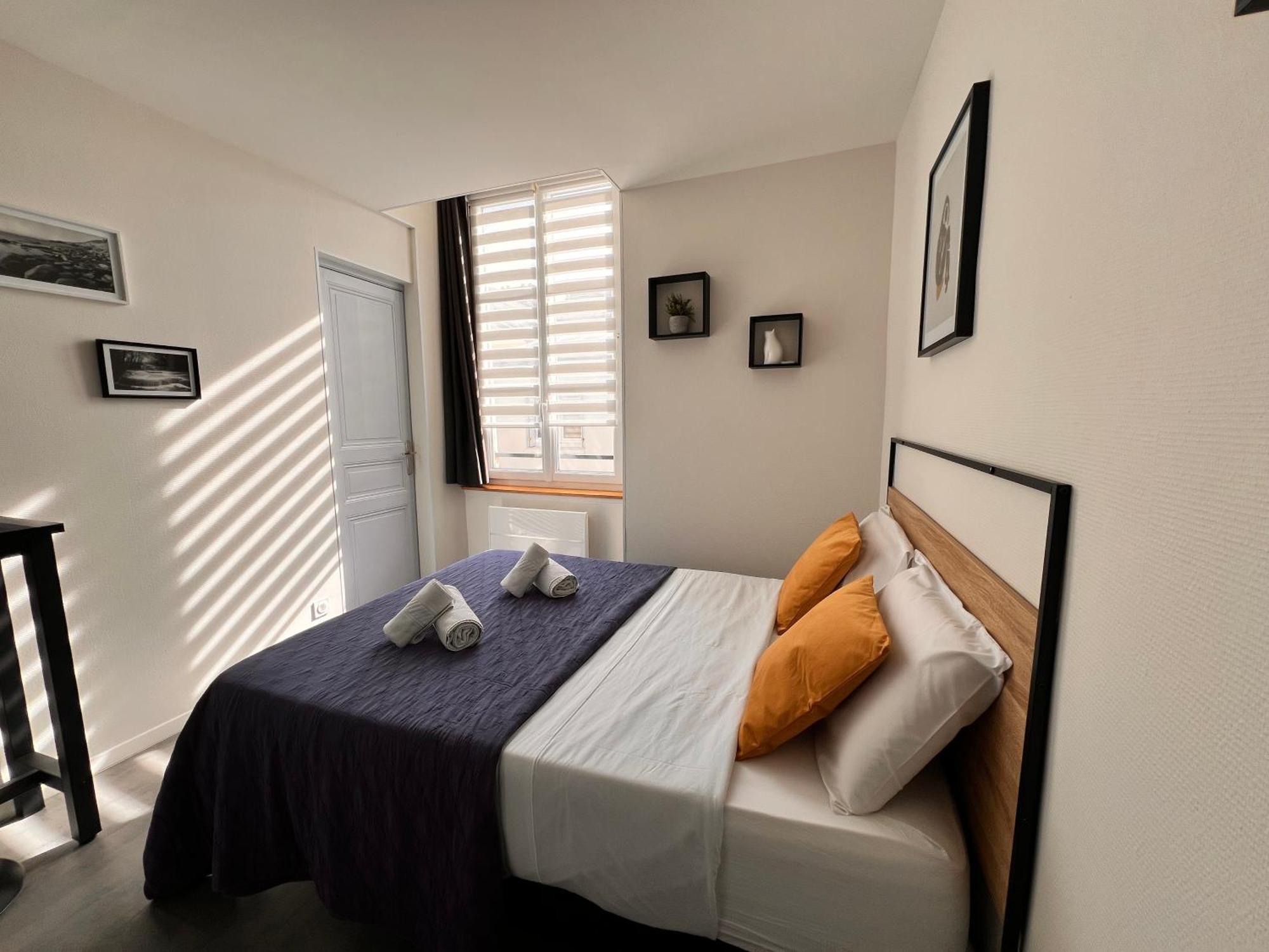 Lysbed - Desjardins Apartment อองเชร์ ภายนอก รูปภาพ