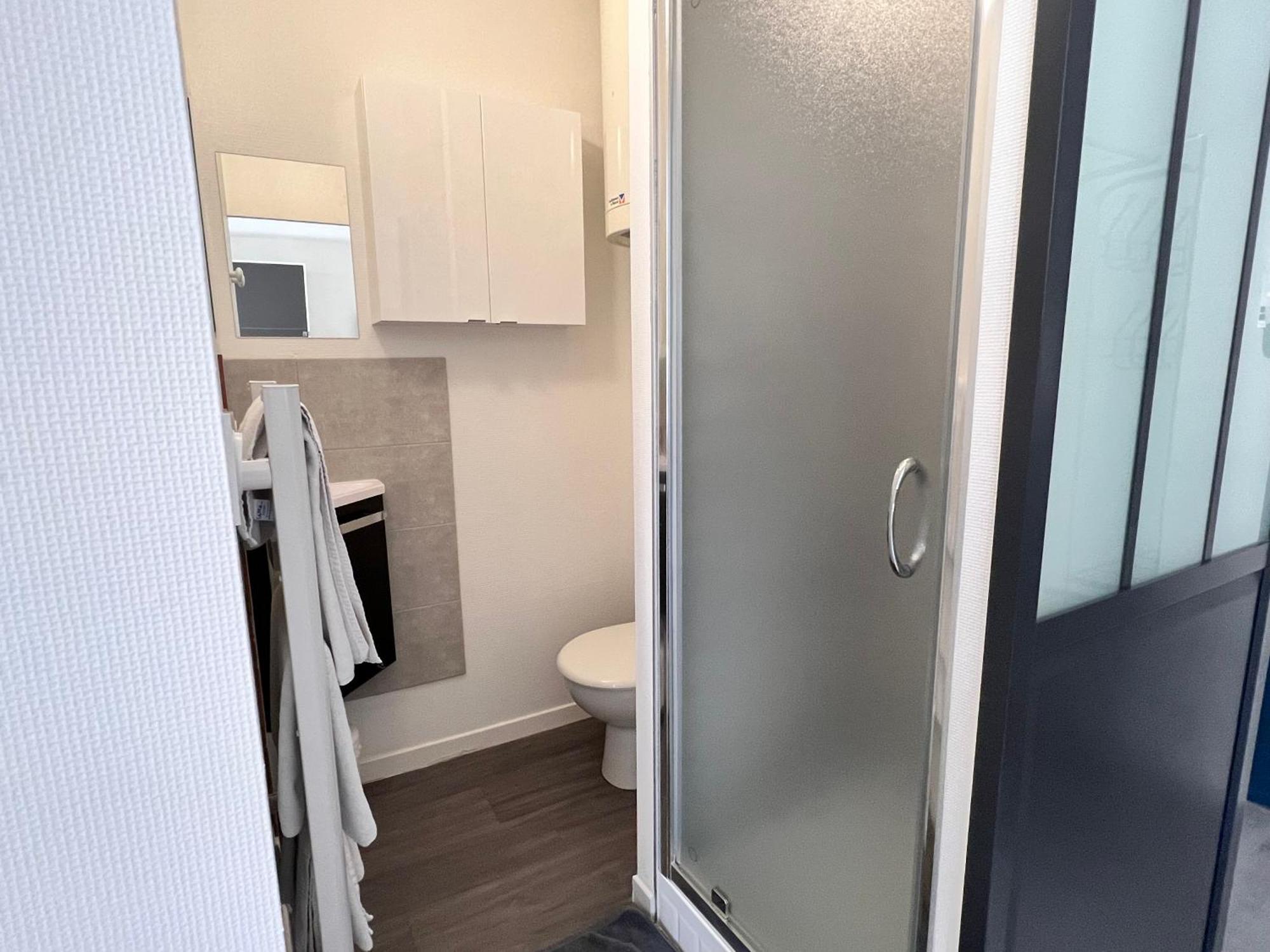 Lysbed - Desjardins Apartment อองเชร์ ภายนอก รูปภาพ