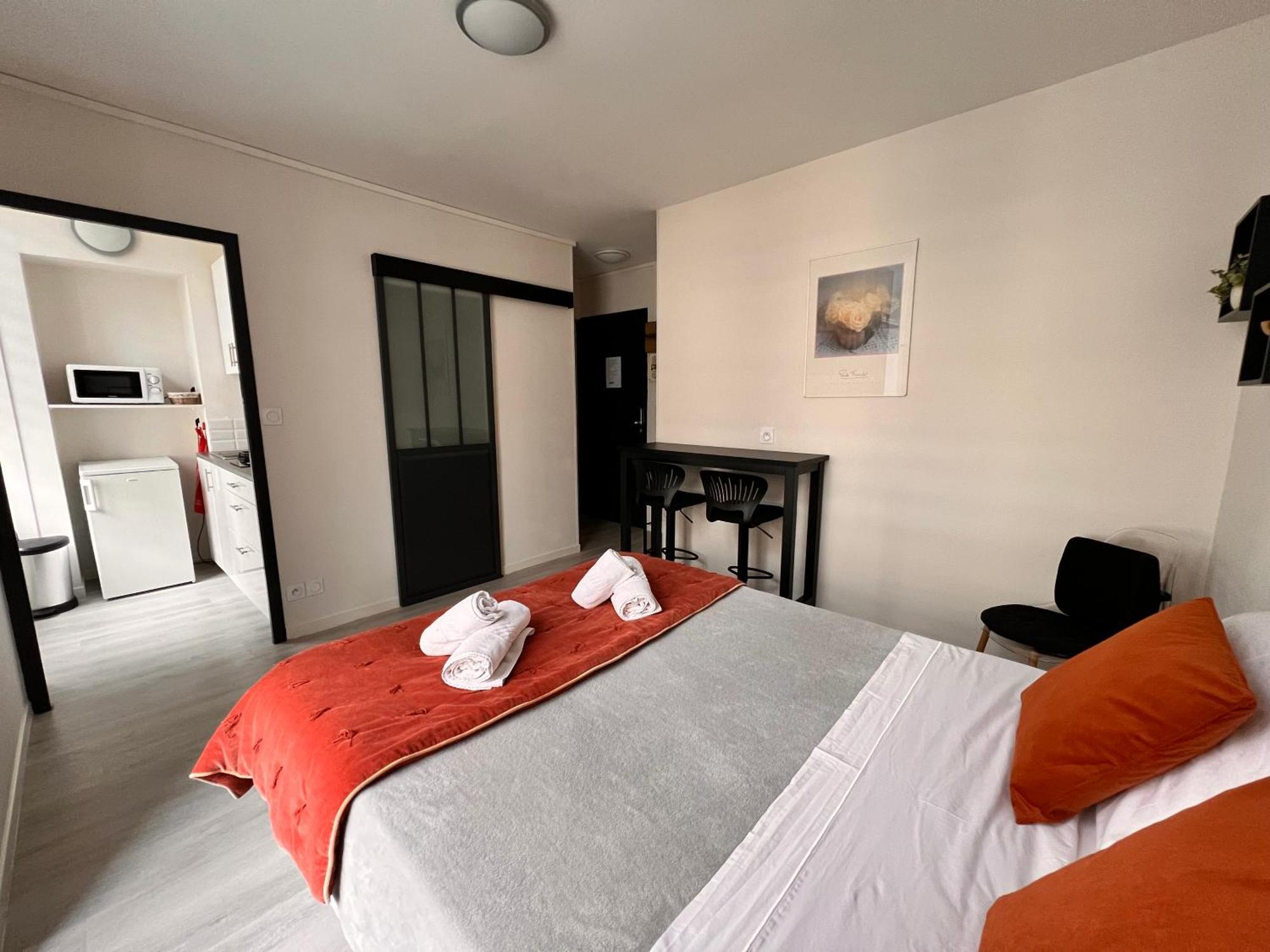 Lysbed - Desjardins Apartment อองเชร์ ภายนอก รูปภาพ