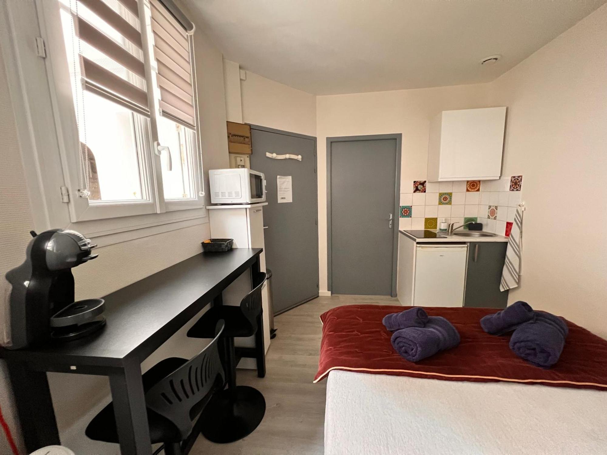 Lysbed - Desjardins Apartment อองเชร์ ภายนอก รูปภาพ