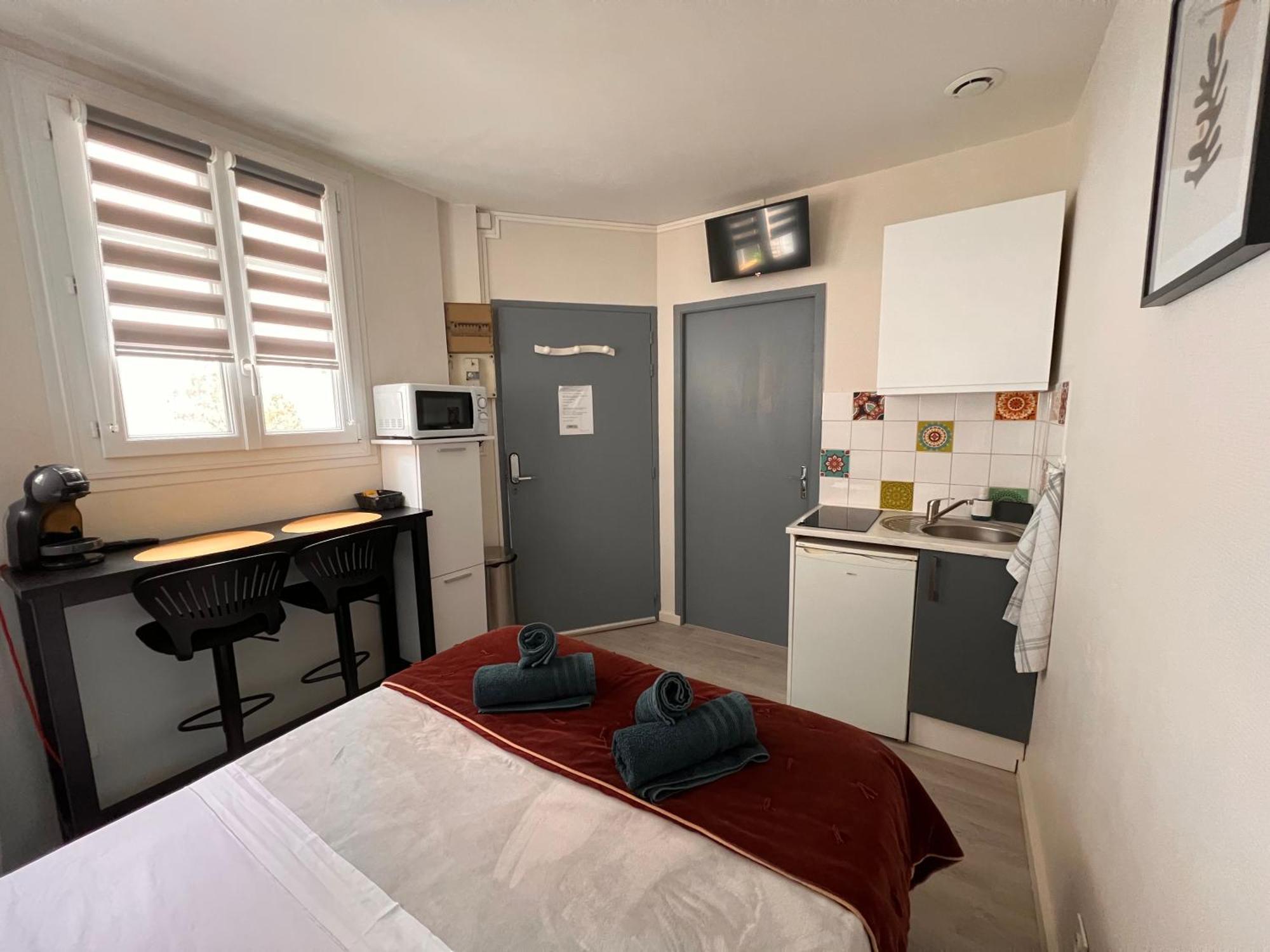 Lysbed - Desjardins Apartment อองเชร์ ภายนอก รูปภาพ